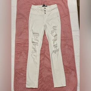 Refuge high wasted white jeans in size 0